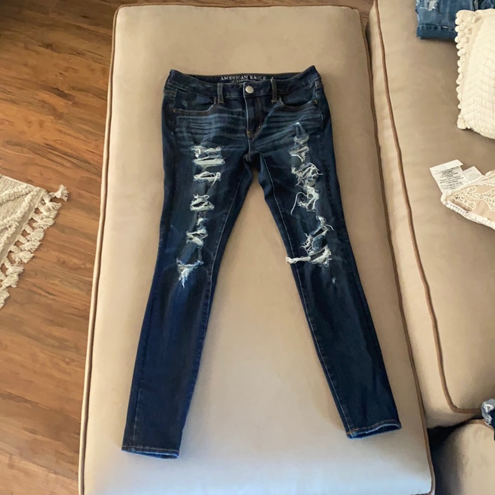 american eagle ripped jeans